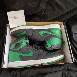 AIR JORDAN 1 RETRO HIGH OG 'PINE GREEN